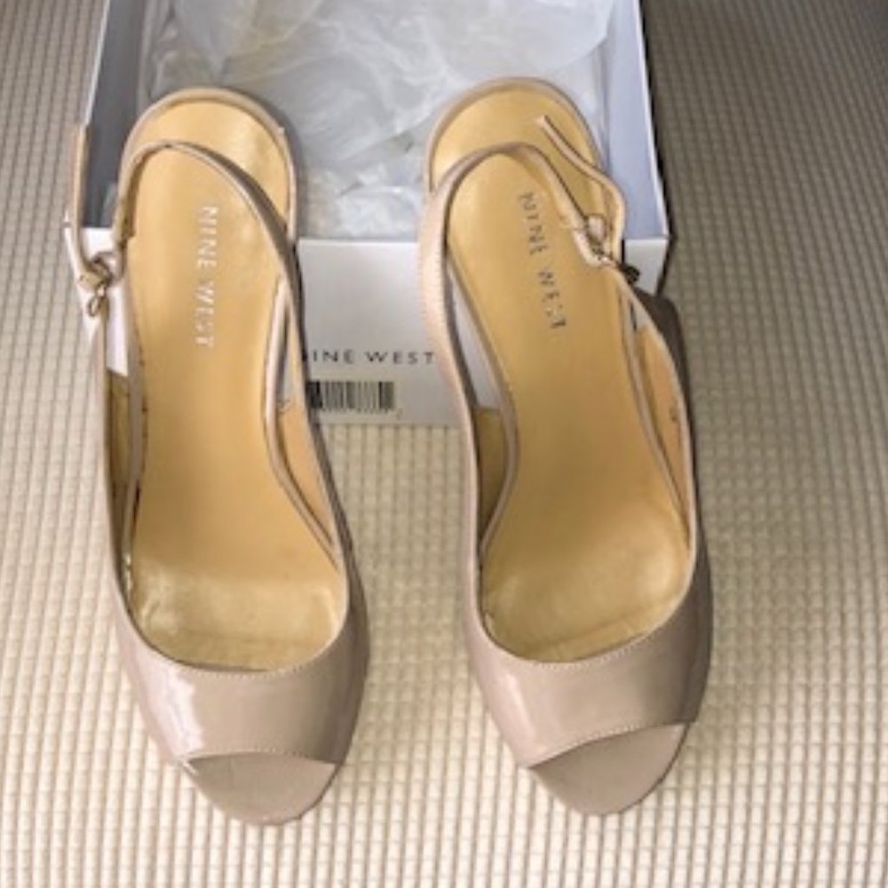 Nude leather and suede platform shoes